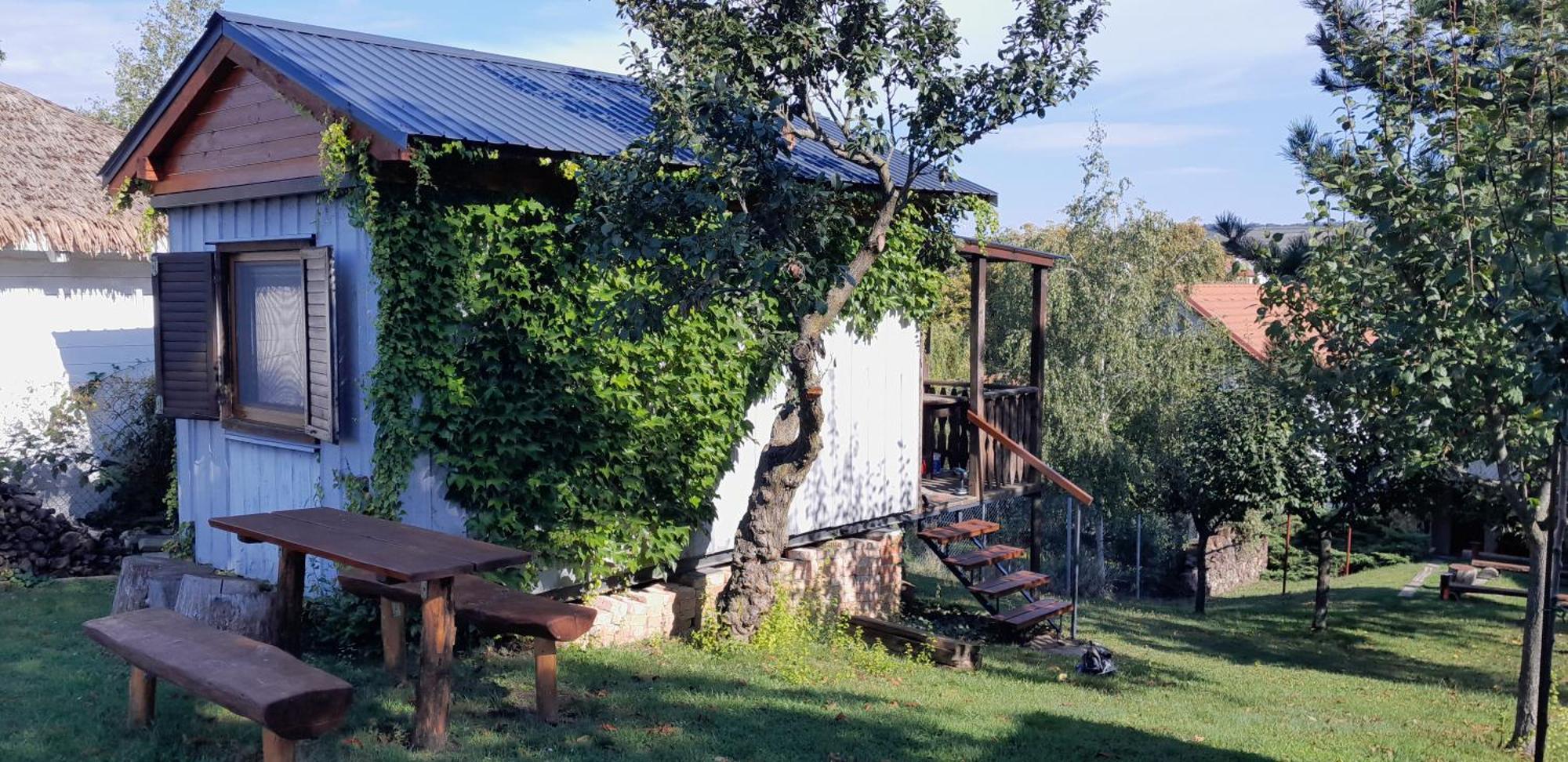 Ubytovani Na Sklepe U Prochazku Pouzdrany Exteriér fotografie